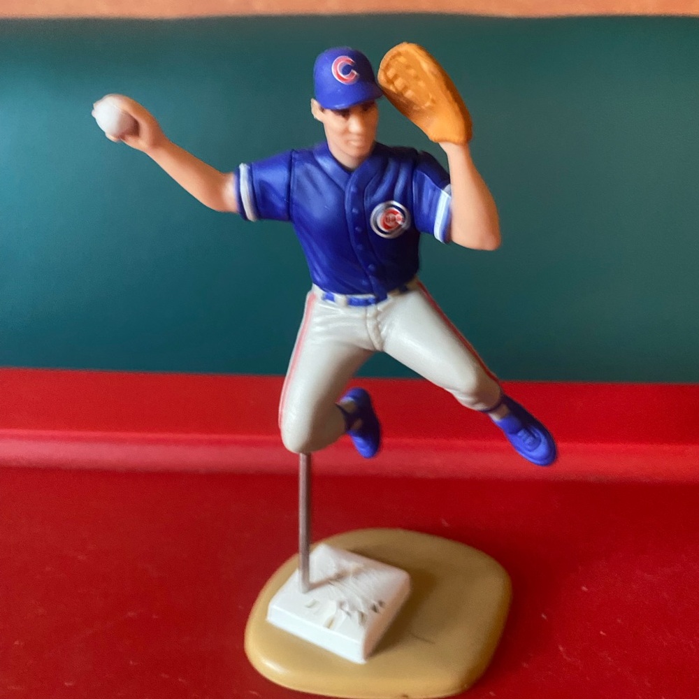Ryne Sandberg Chicago Cubs Baseball Figurine
